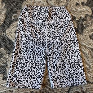 White Fox Active Cheeta Print Bike Shorts Women’s Soze Extra Small NWOT